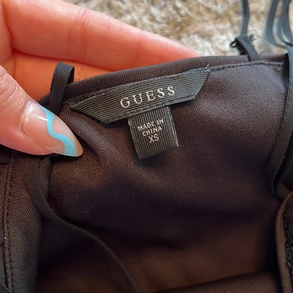 GUESS going out top - Picture 4 of 4